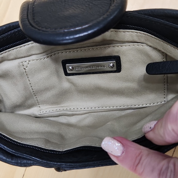 Banana Republic Bow Clutch Wallet Leather Black - Picture 15 of 15